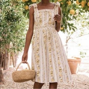 Gal Meets Glam Arina Dress